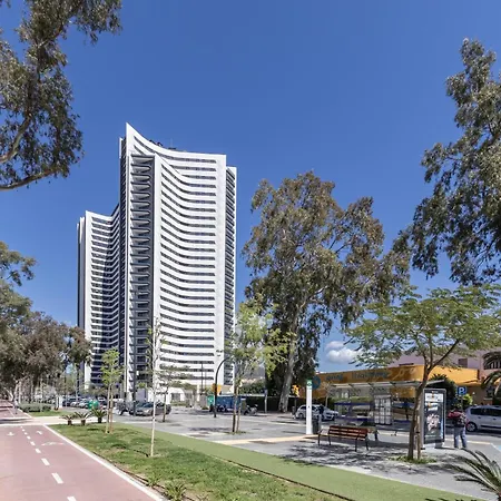 Skyline 4 Pool & Parking Free * Malaga